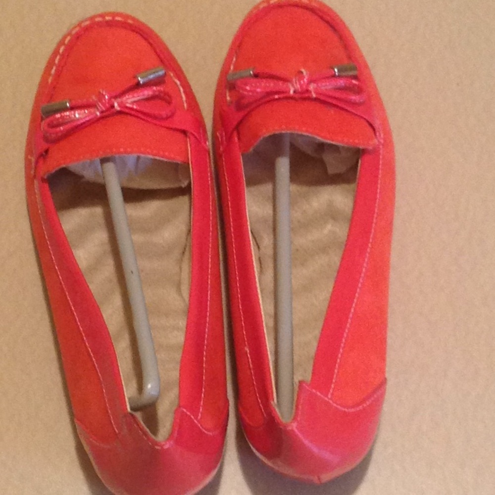 NWOT Shoes